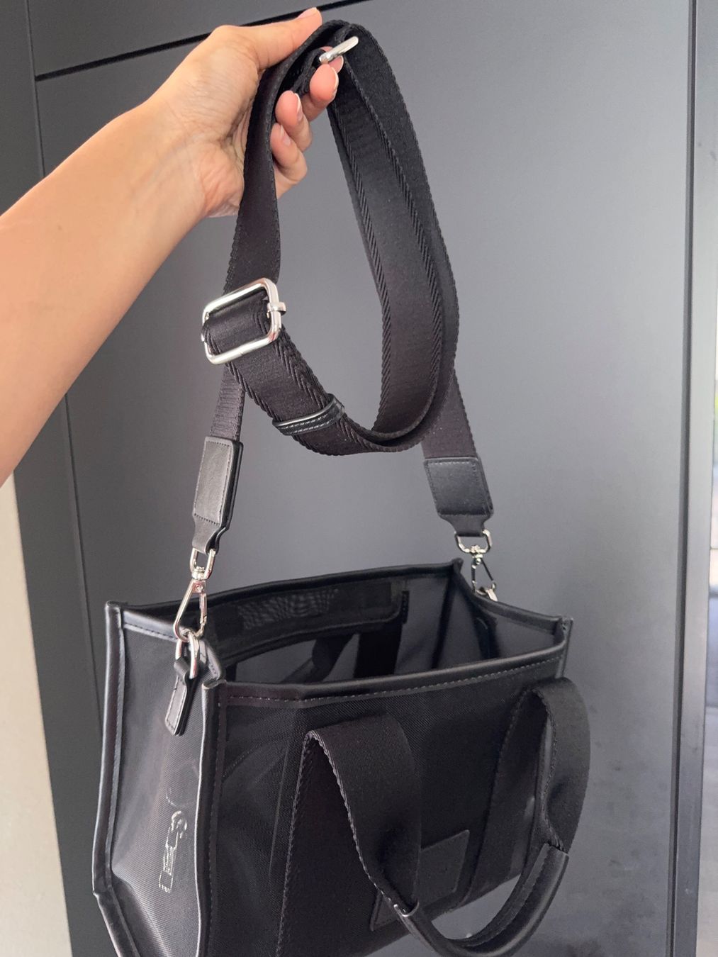 Borse da donna: Black shoulder bag – Usato da Zürich venduto da hal_2yzx 2