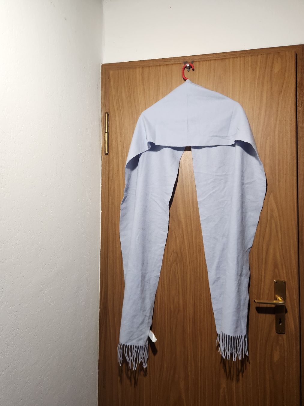 Foulards, Tücher & Schals: Écharpe Weekday en laine bleu clair, taille unique – Gebraucht aus Niedergösgen von Eva2410 1