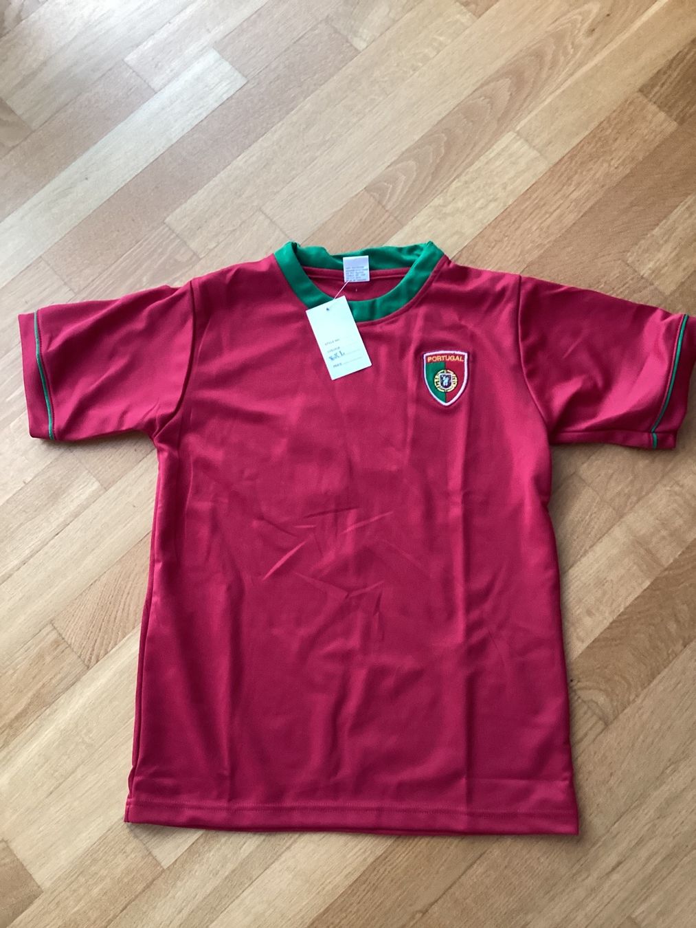 Canottiere & Pantaloni: Fanshirt Portugal – Nuovo e nell'imballaggio originale da Seengen venduto da murmelo 1