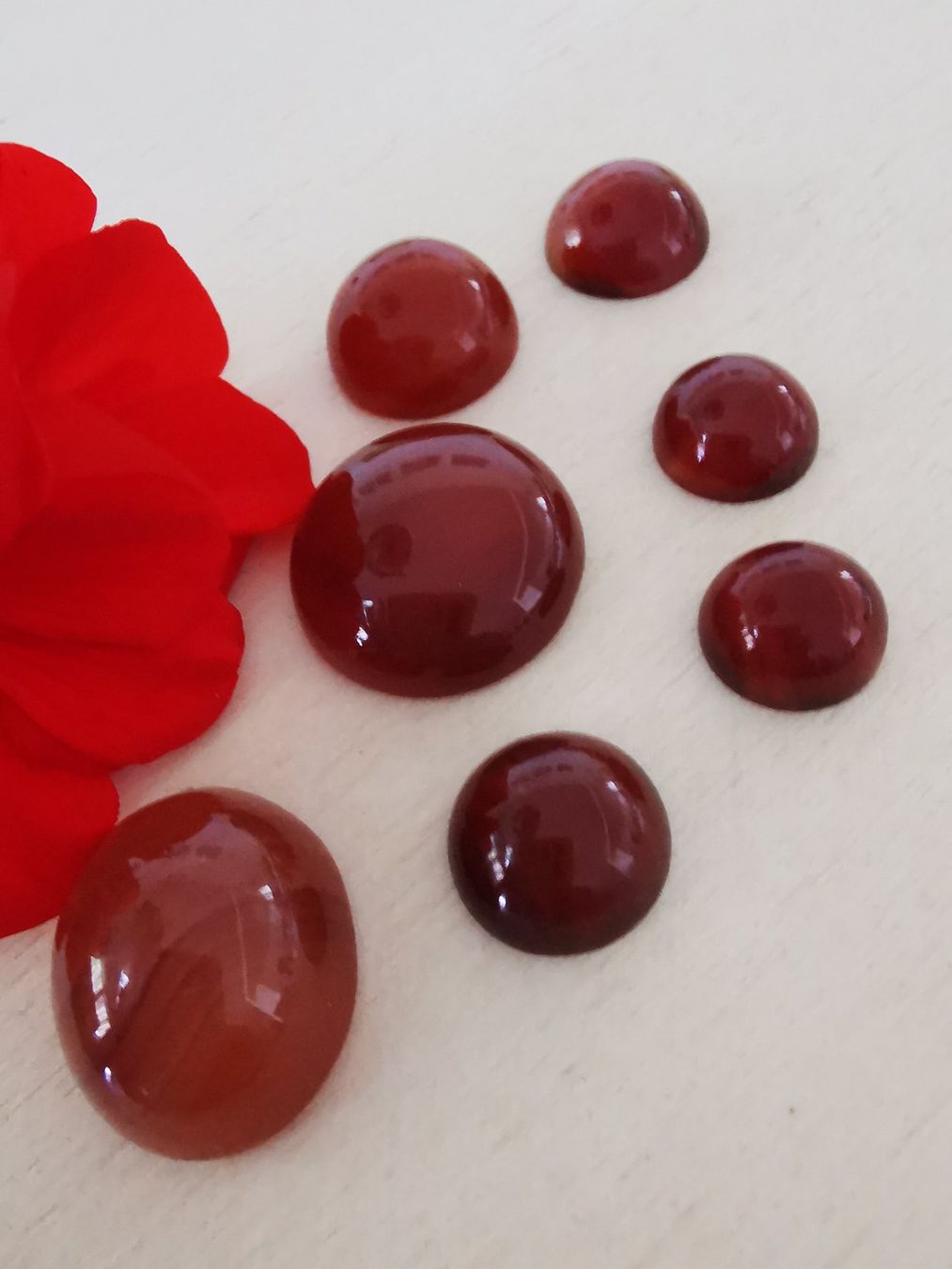 Minerali & Pietre curative: 7 Stk. diverse Karneol Cabochon / Lager-Sondererkauf – Nuovo (secondo la descrizione) da Dierikon venduto da Buntspecht-10 2