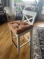 Ikea Barhocker weiss mit Sitzkissen