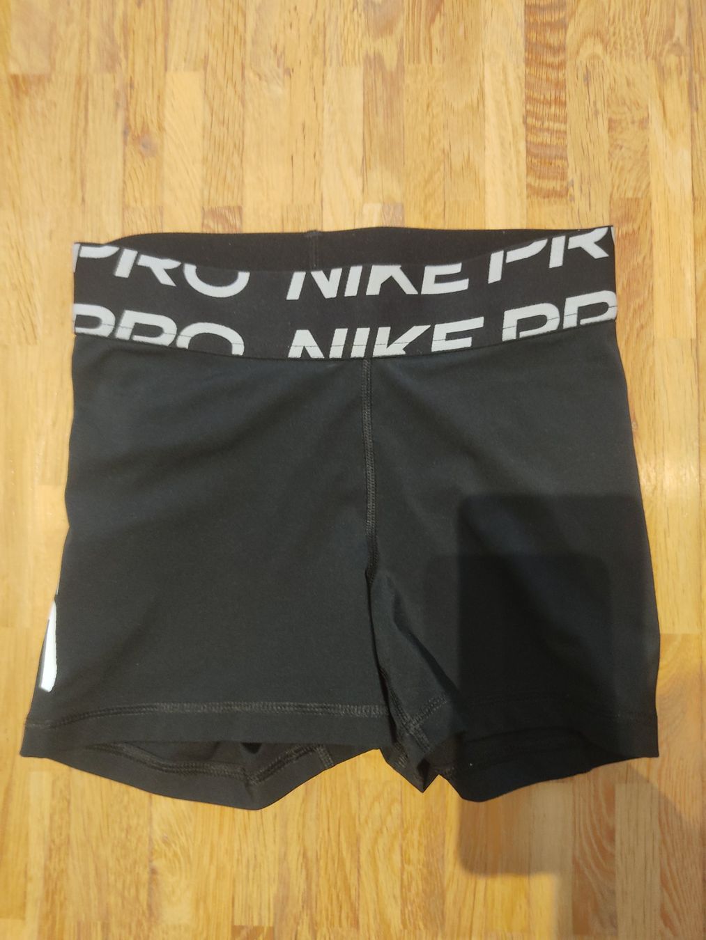 Nike Pantaloni: Nike Hosen Grösse S – Usato da Oberwil BL venduto da jbu_tfp2