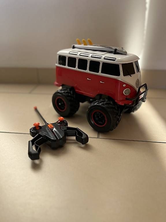 Giocattoli: Bus VW télécommandé – Usato da Vouvry venduto da Prune-el 1