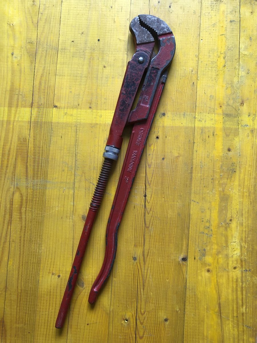Tous les outils: Rohrzange/Eckschwede – D'occasion à Riehen par Love-and-Peace