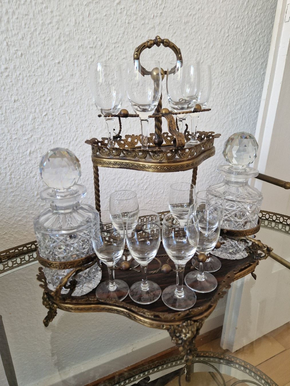 Gläser: Kristallglas-Set – Gebraucht aus Lauterbrunnen von ziv_nd87