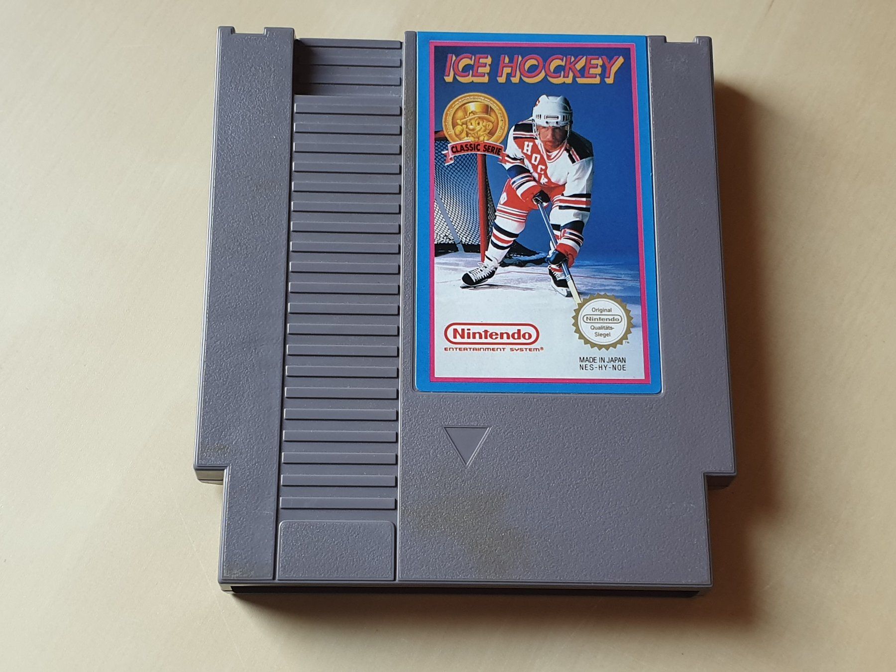 Nintendo Giochi: Ice Hockey Classic Serie – Usato da Stansstad venduto da collectorsshop