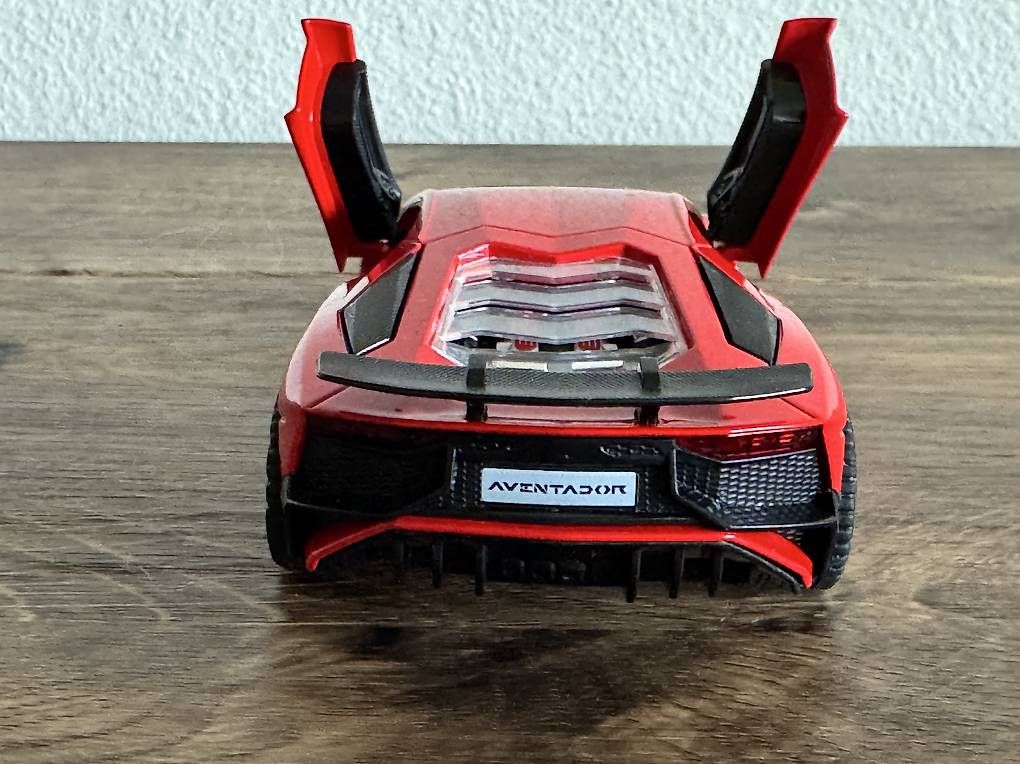 Modellini d'auto: Model Auto Lamborghini  – Usato da Bäretswil venduto da Ser_9h6p 3