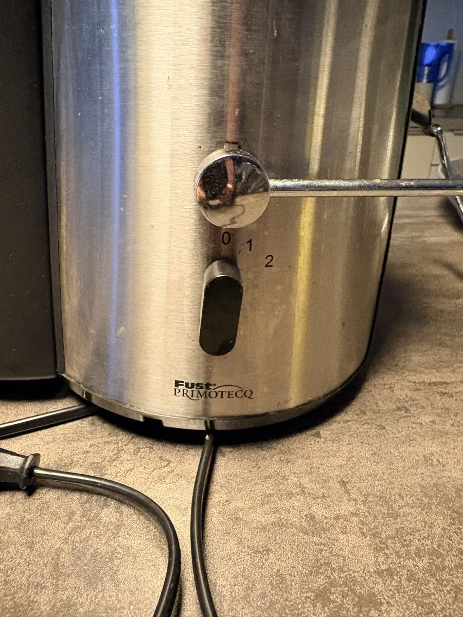 Primotecq Elettrodomestici da cucina: Fust Primotecq Entsafter – Usato da Rheinfelden venduto da Cchregi 1