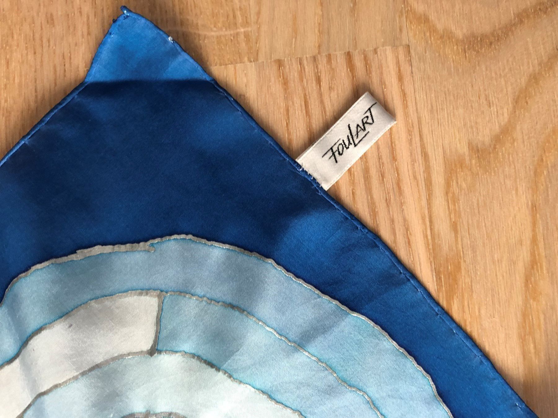 Foulards, Tücher & Schals: Wunderschöner Vintage Seide Foulard – Neu (gemäss Beschreibung) aus Winkel von Luxtime 1