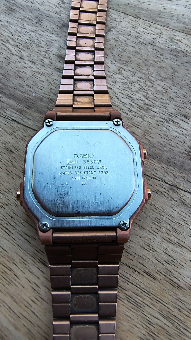 Casio Orologi: Casio Armbanduhr in Rose – Usato da Steffisburg venduto da laali 2