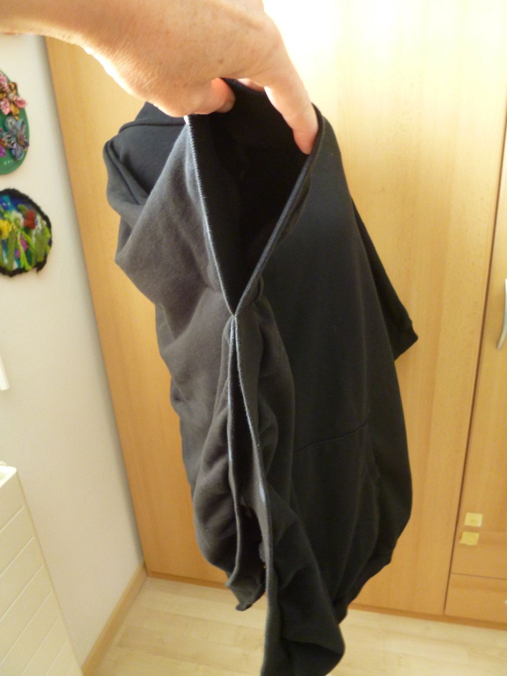 Altro in  Abbigliamento & Accessori: schwarzer onesize Kapuzen-Poncho /  Cape – Usato da Dättlikon venduto da Mamakuga 7