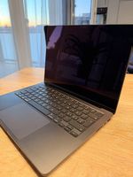 Macbook Pro 14" late 2024 - fast ungebraucht
