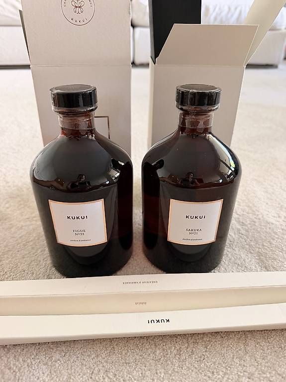 Diffuseurs: KUKUI Raumduft Diffuser 700 ml  mit Duftstäbchen – D'occasion à Adligenswil par TST04
