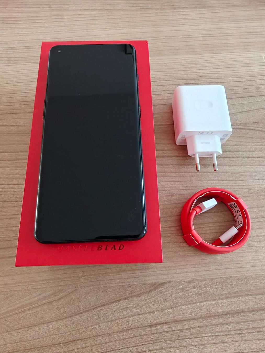 OnePlus Telefoni cellulari / Smartphones: OnePlus 10 Pro + Zubehör – Usato da Adlikon b. Regensdorf venduto da Aleph2001 3