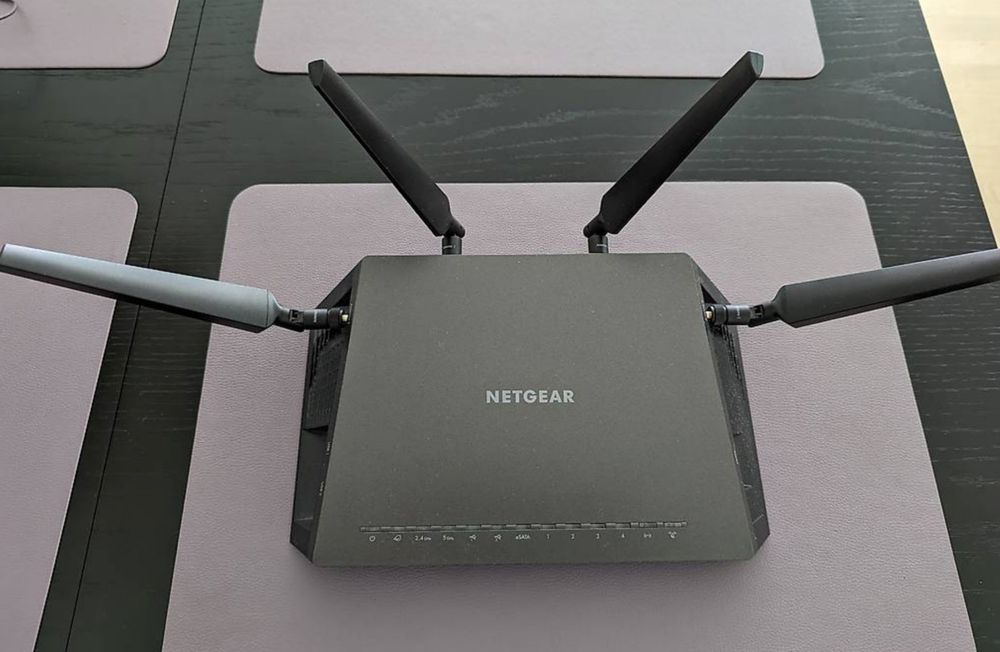 Nighthawk X4S DualBand WiFi Router R7800 + DDWRT Kaufen auf Ricardo