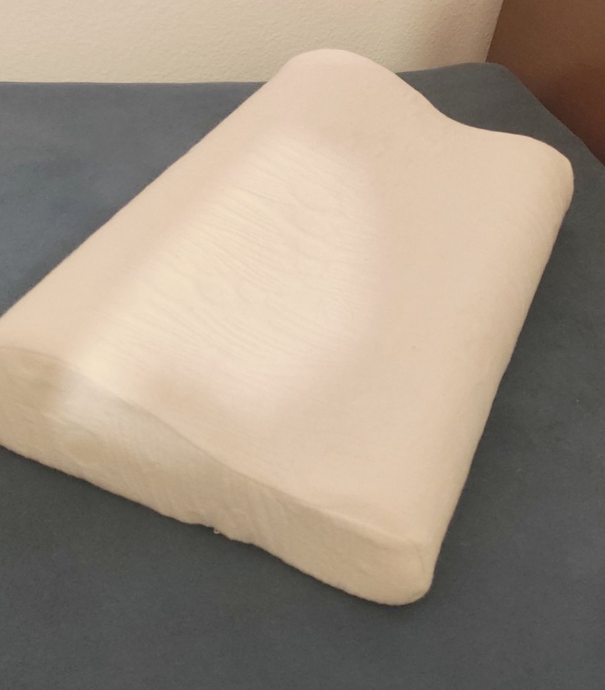 Cuscini: Ergonomisches Kissen – Usato da Riehen venduto da Jeronimo8 1
