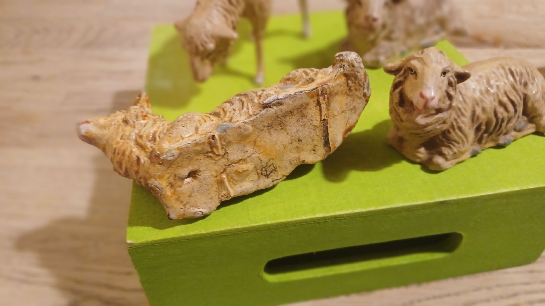 Figuren: 4 Antike Krippenfiguren Schafe – Gebraucht aus Flawil von Naphtali 5