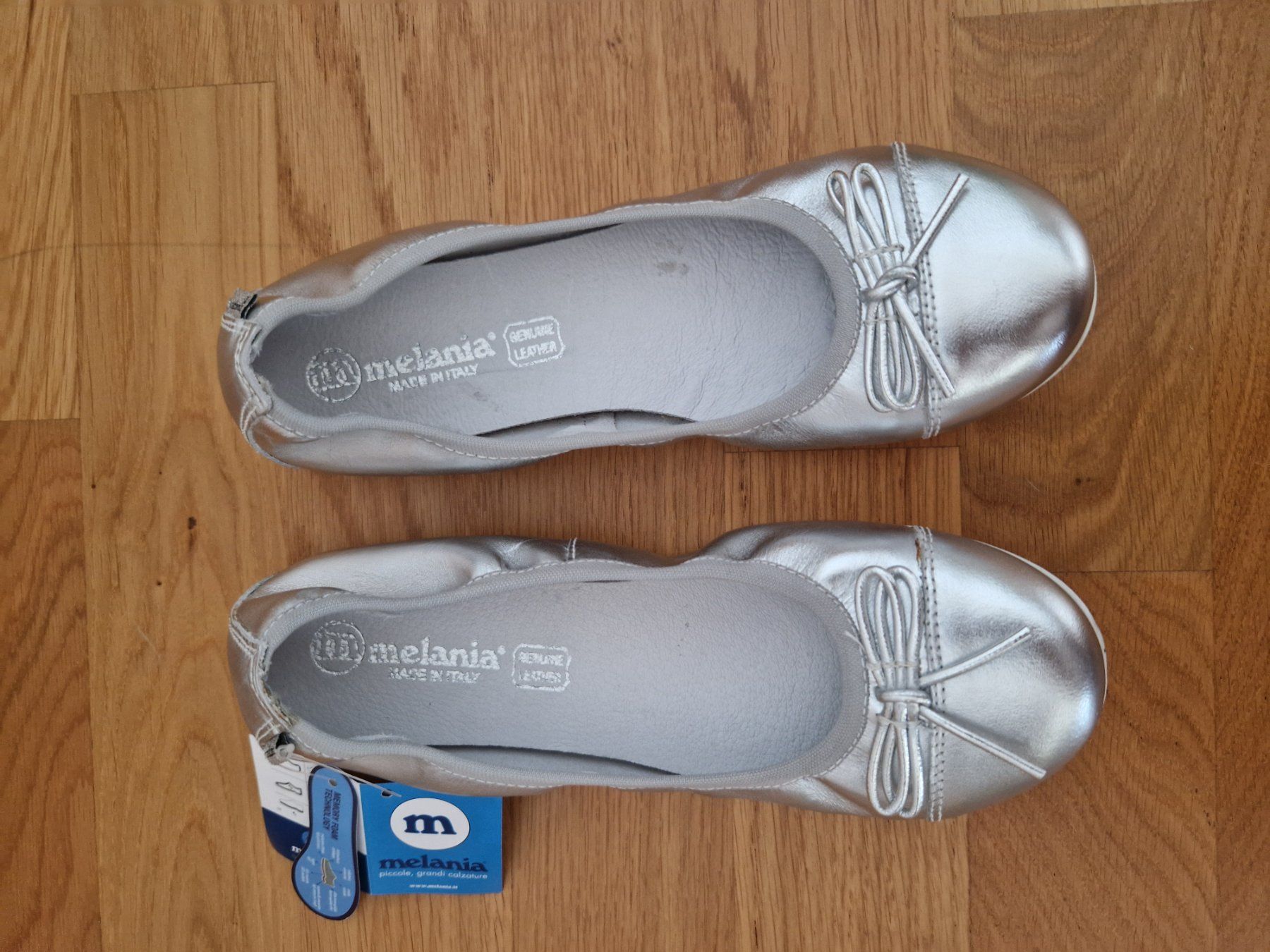 Scarpe per ragazze: Neu Melania Ballerinas Silber Grösse 36 – Nuovo (secondo la descrizione) da Buchs Sg venduto da Valedi 1