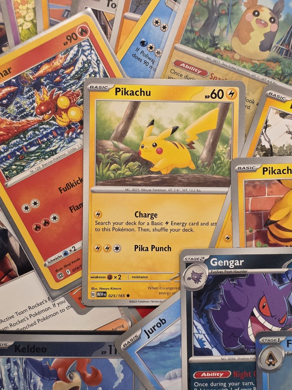 Pokémon Carte collezionabili: 30 Pokémon Karten | Holo, Reverse, Rares -DE/EN – Nuovo (secondo la descrizione) da Basel venduto da MartinM.91