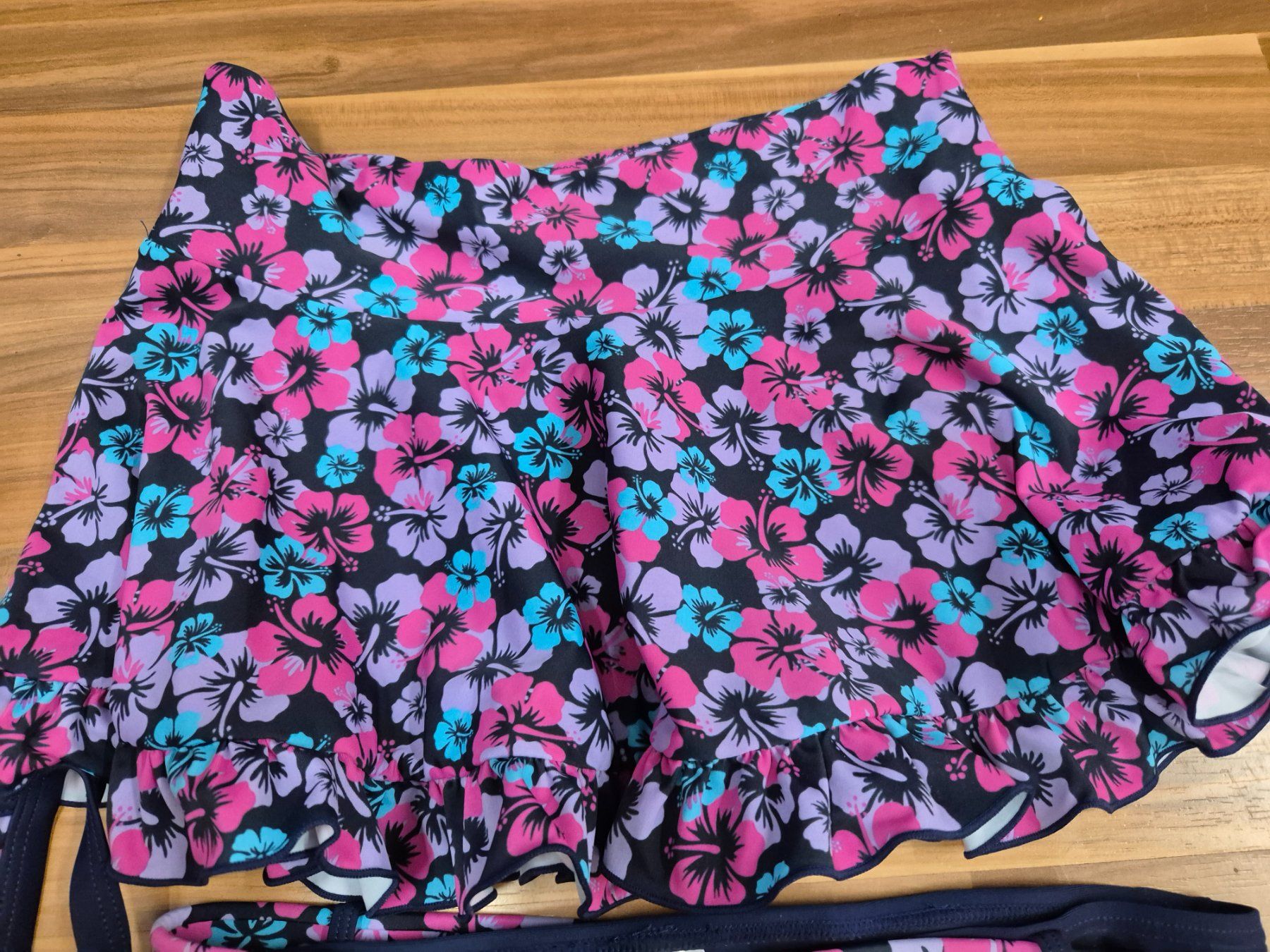 Costumi da bagno & Bikini: Bikini Set mit Blueme Muster, Gr 176 B – Usato da Schwarzenburg venduto da Flamingo07 3