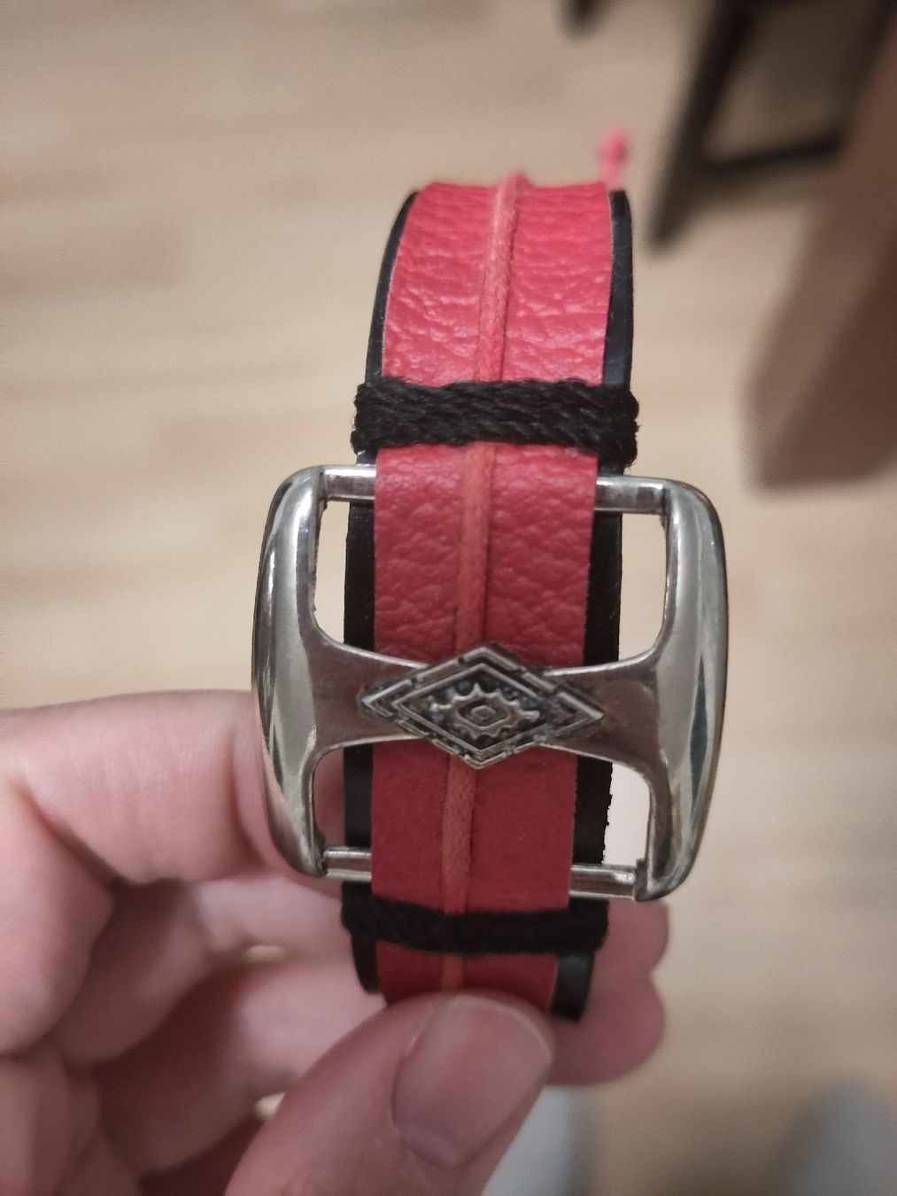 Bracciali & Braccialetti: rotes Armband – Usato da Zürich venduto da Saf12 2