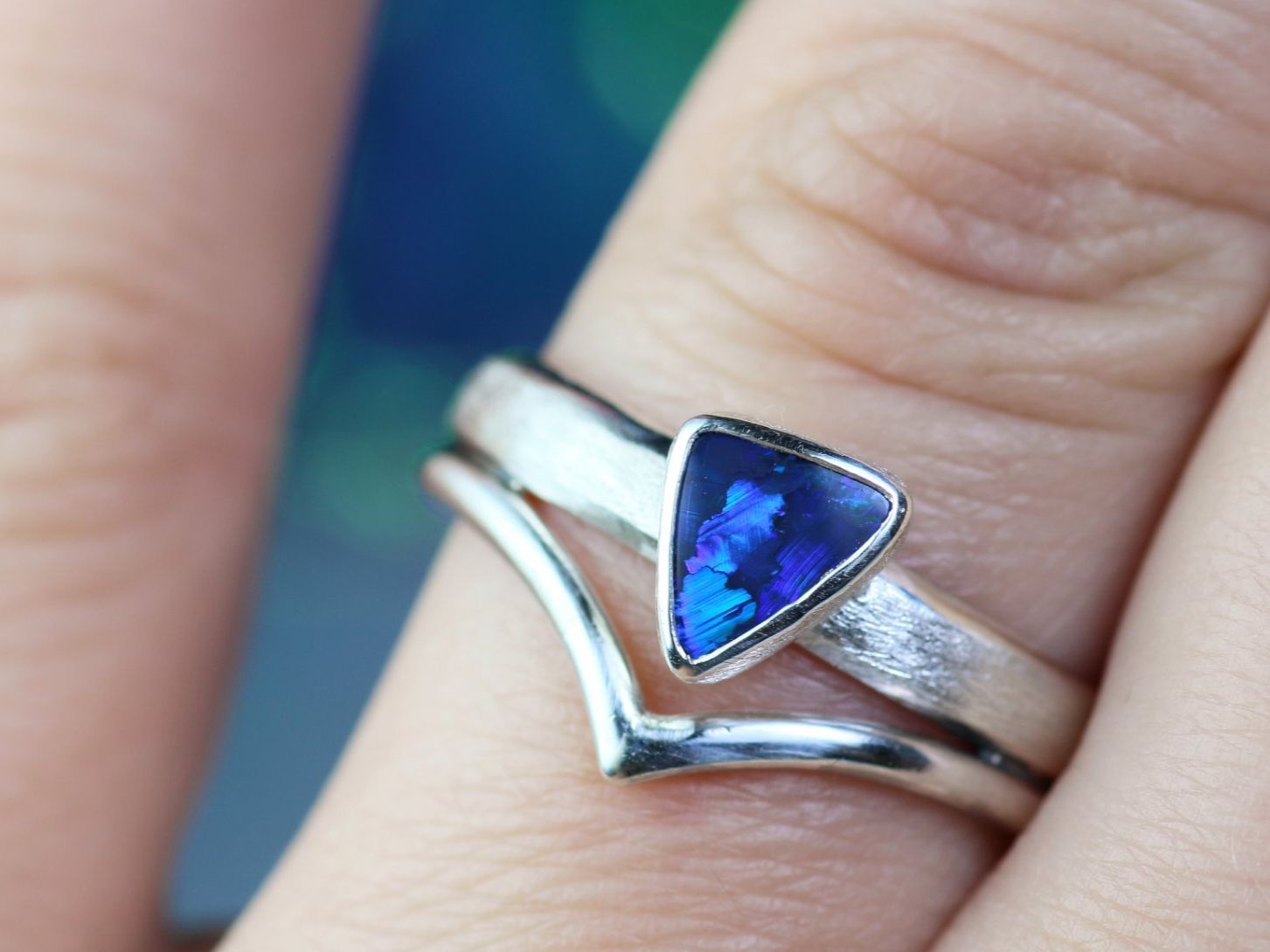 Anelli: LUNA SERENA Boho Silberring mit australischem Opal · EU 58 – Nuovo e nell'imballaggio originale da Bern venduto da OSONO.Design 1