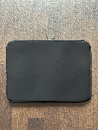 Schwarze Laptop Tasche, neuwertig, Top Zustand!