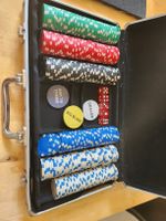 Poker Chips Koffer aluminium 500 Chips gebrauchter Zustand.