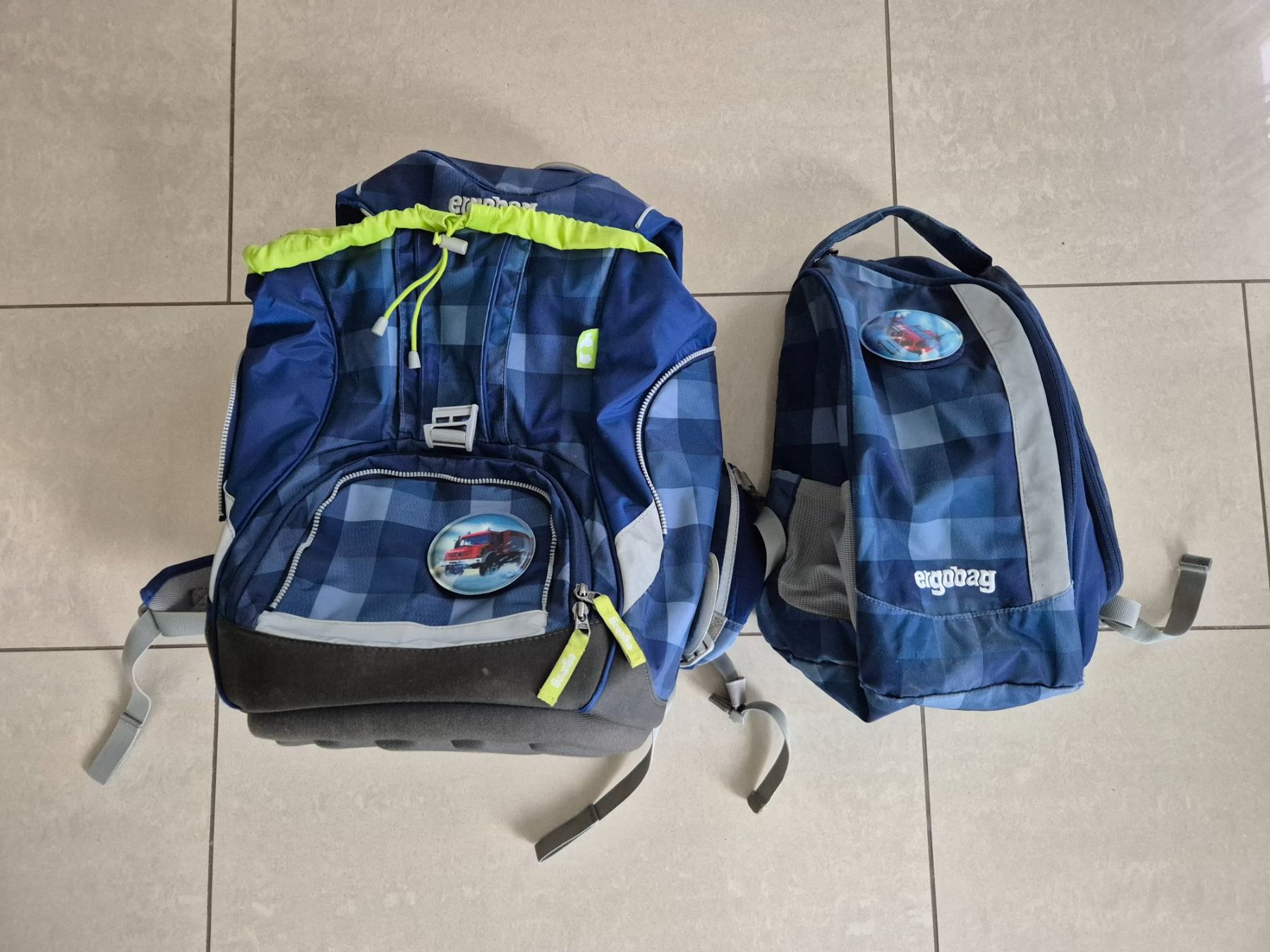 Ergobag Sacs & sacs à dos: Kinderschulrucksack inkl. Turnsack ergobag blau – D'occasion à Niederönz par Niederhe