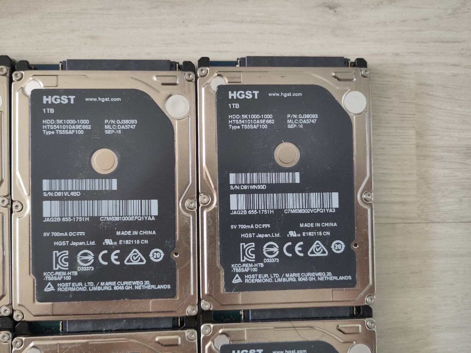 Harddisks: 12x 1TB 2.5" HDD – Defekt aus Sargans von sve_hjs5 2