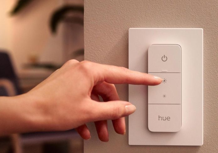 Philips Interruttori: Philips Hue Dimmschalter Wireless weiss NEU – Usato da Bassersdorf venduto da Dako 1