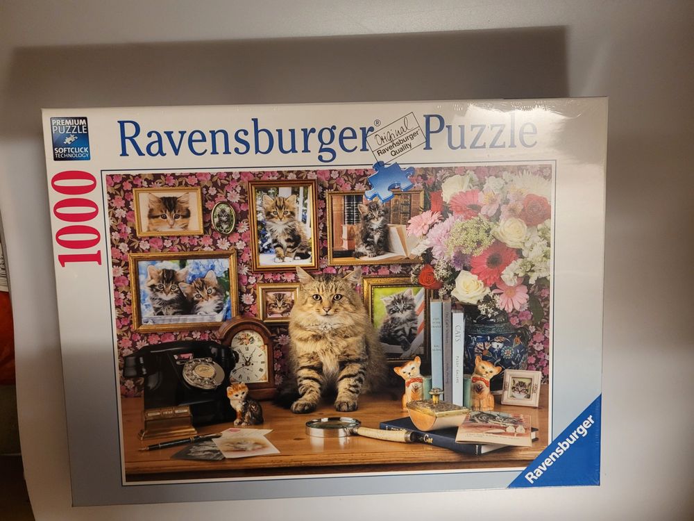Puzzle Für Erwachsene „Katze & Aquarium“ – 1000 Teile, 60,7x60,7 Cm, Mit Poster & Stabiler Box