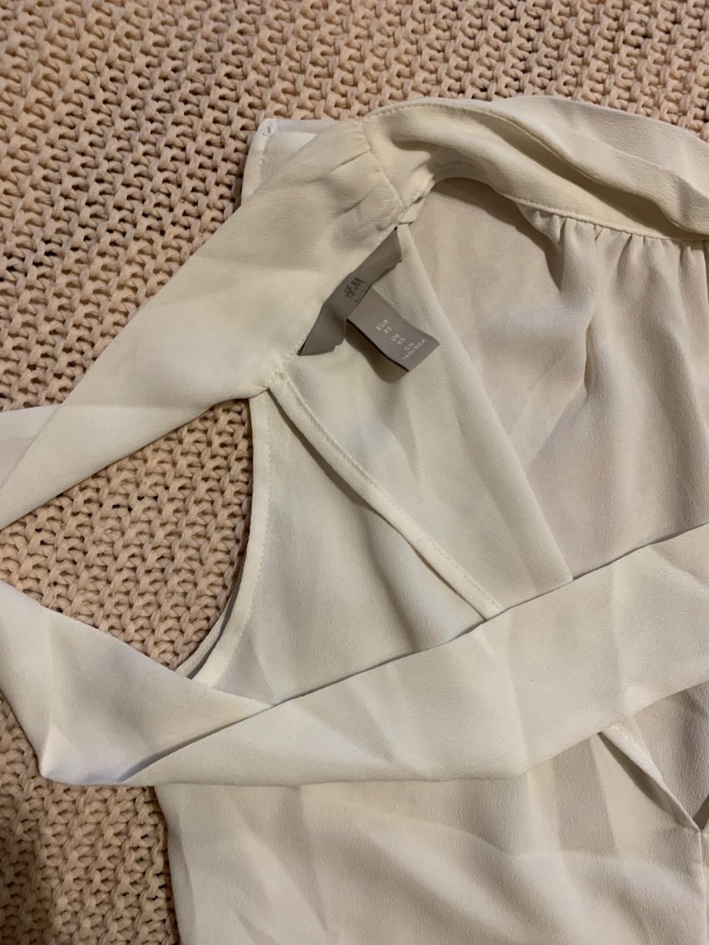 H&M Chemisiers: Chemisier chic blanc – Neuf (Voir description) à Montreux par iizaa811 3