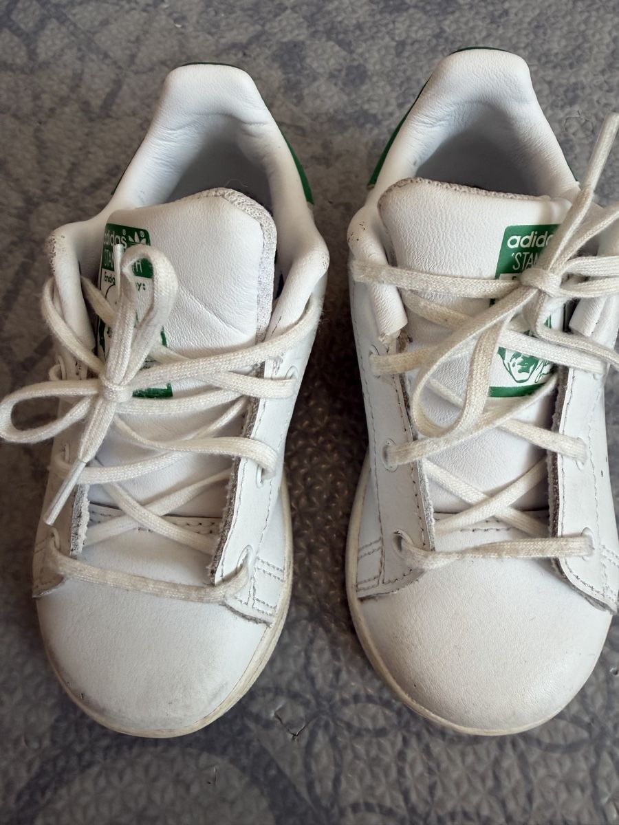 Adidas Schuhe für Jungen: Adidas Stan Smith Kinderschuhe, Gr 23 – Gebraucht aus Küsnacht ZH von ToddyGinger 4