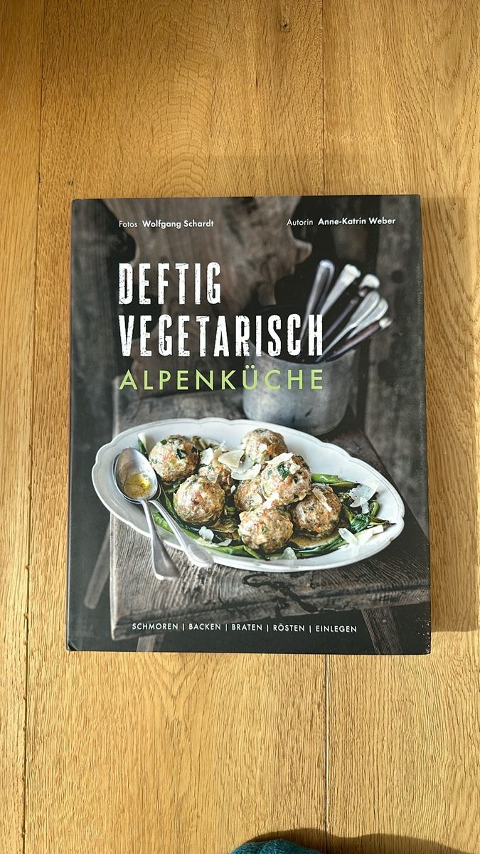 Libri: Deftig Vegetarisch Alpenküche Kochbuch – Nuovo (secondo la descrizione) da Celerina/Schlarigna venduto da golfrolf2