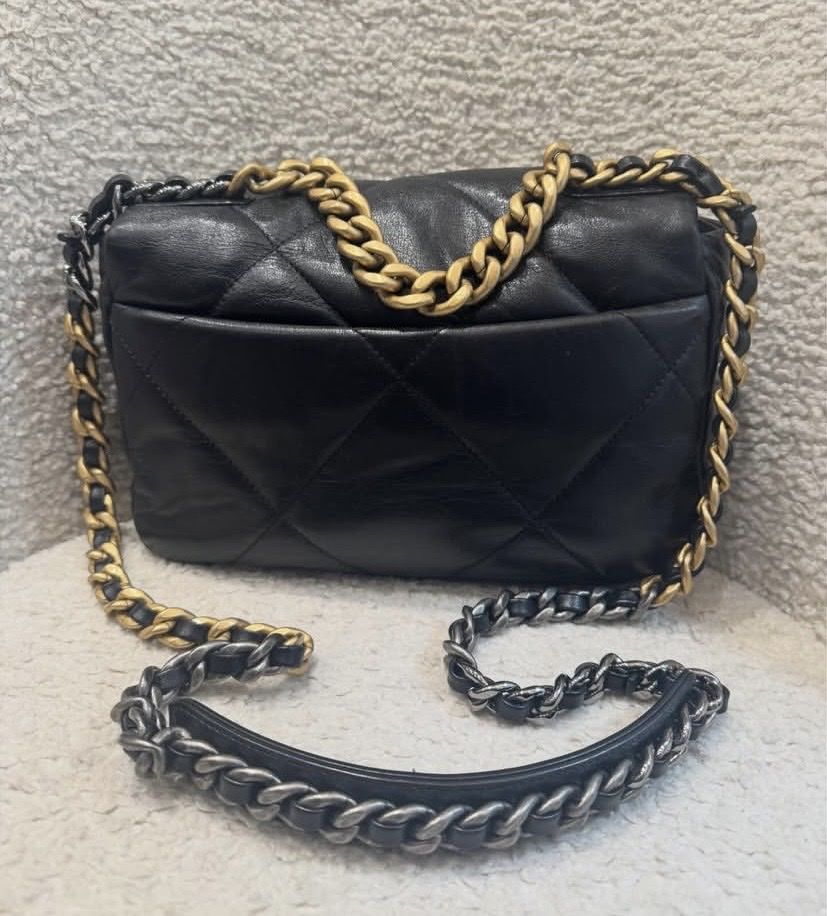 Chanel Borse da donna: Sac Chanel 19 small 2020 – Nuovo (secondo la descrizione) da Bussigny venduto da tmu_8p2m 4