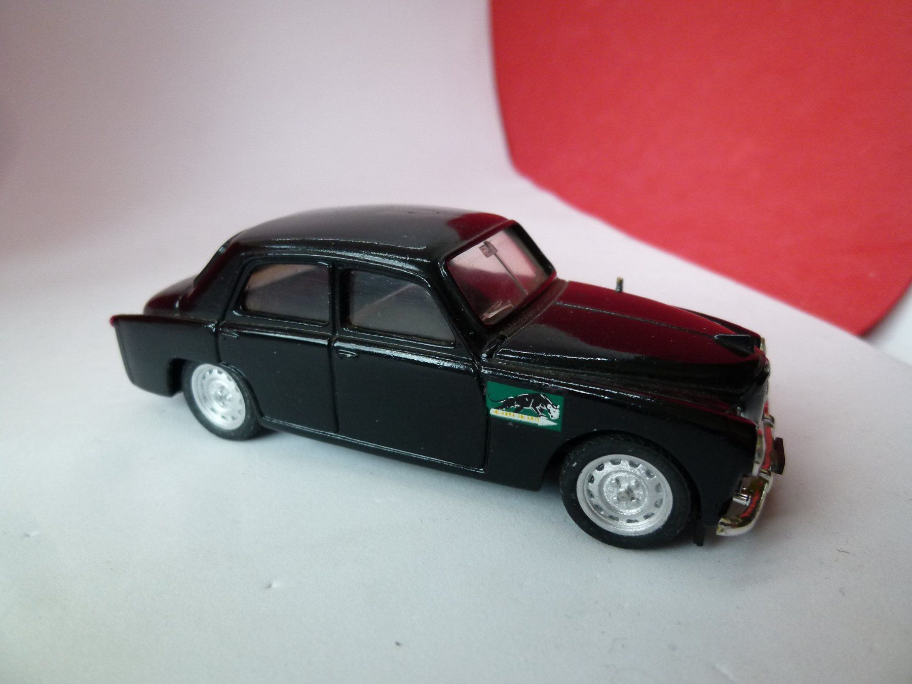 Alfa Romeo Modellini d'auto: ab  5.--   Alfa Romeo 1900 Policia  %%%%%%%%%%%%%%%%%%%%%%%% – Usato da Reiden venduto da Aston2 1