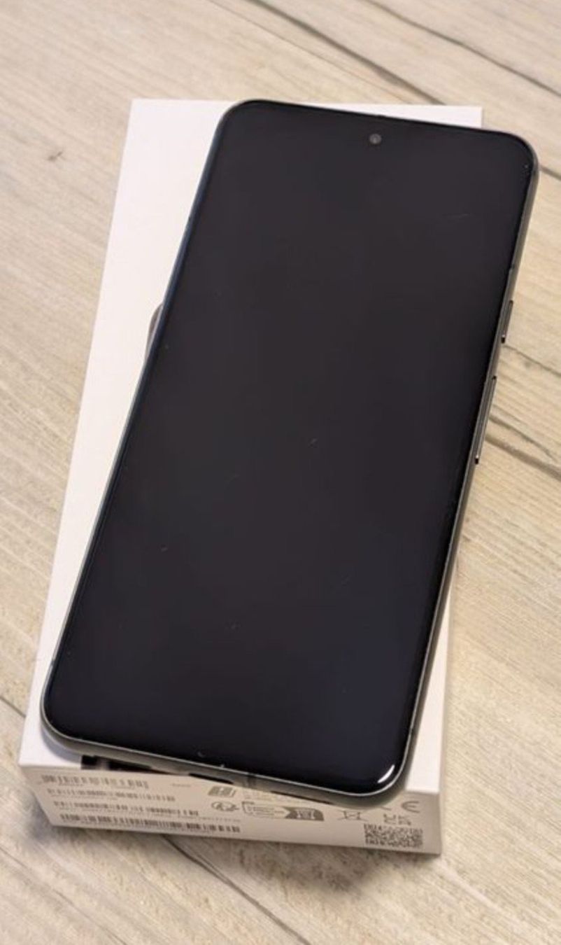 Google Telefoni cellulari / Smartphones: Google Pixel 8 / 128 GB / Obsidian – Usato da Oltingen venduto da gys_2yjc 1
