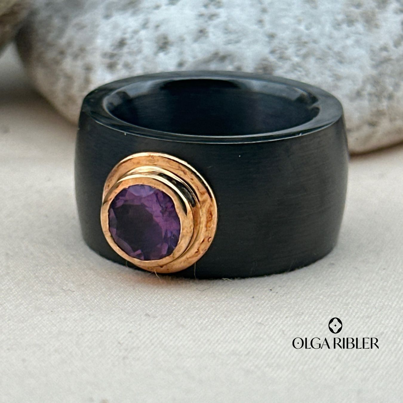 Olga Ribler Ringe: Edelstahl Ring mit Amethyste Ringgrösse 58 – Neu (gemäss Beschreibung) aus Luzern von Schmuckoutlet 1