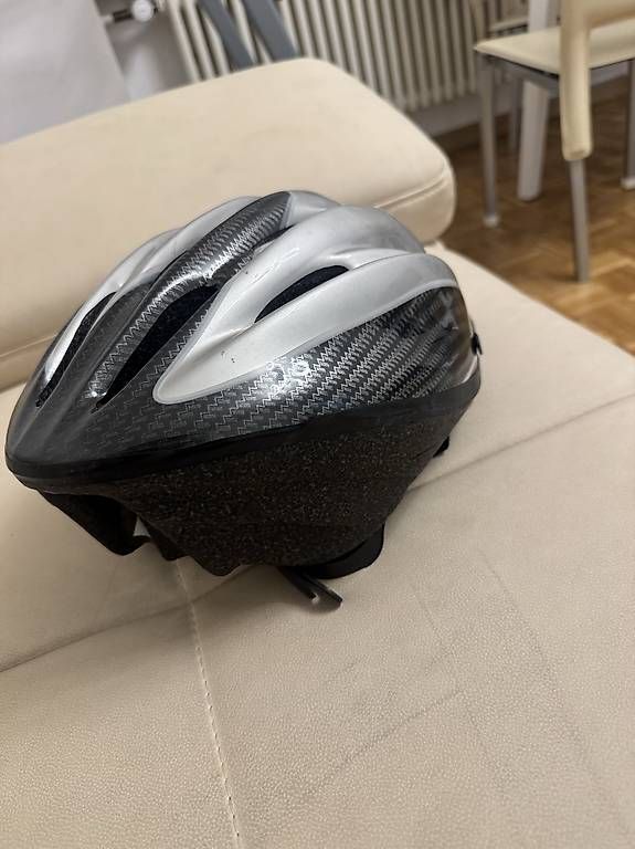 Caschi: Helm – Usato da Frauenfeld venduto da KelvinG 1