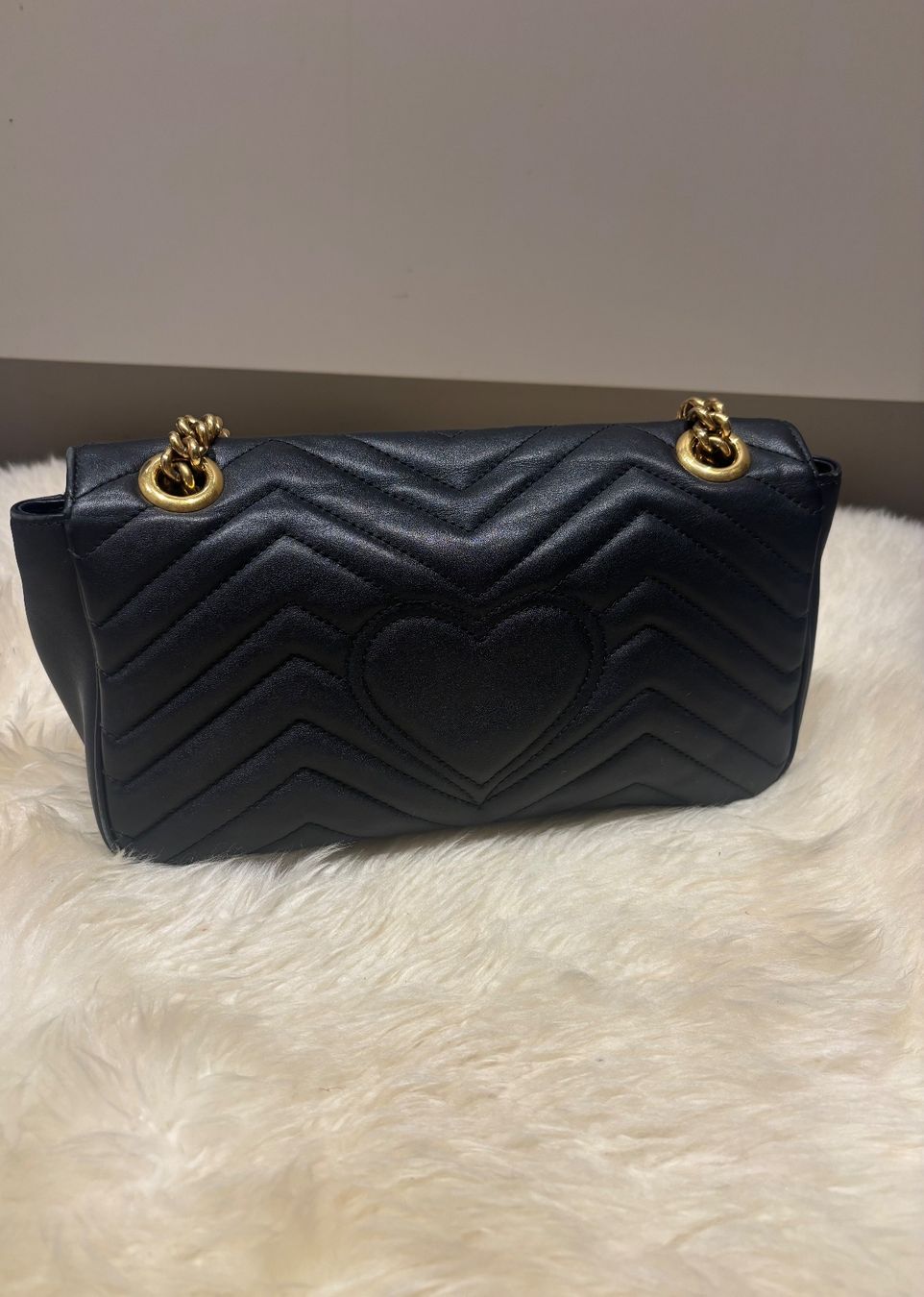 Gucci Borse da donna: Gucci Marmont – Nuovo (secondo la descrizione) da Zürich venduto da cvr_lv6d 1