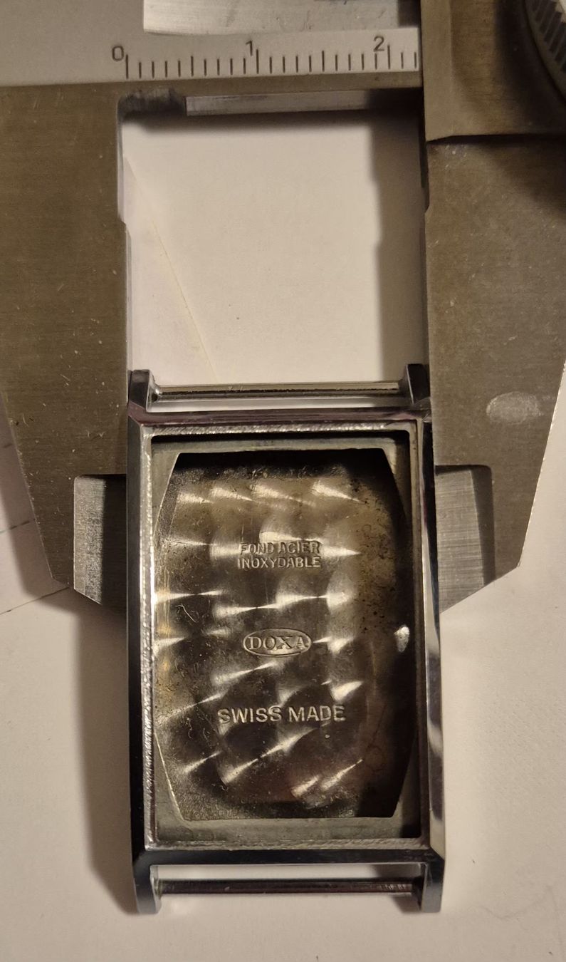 Doxa Orologi: Doxa Vintage rectangulaire acier inoxydable. – Usato da Genève venduto da BKYB