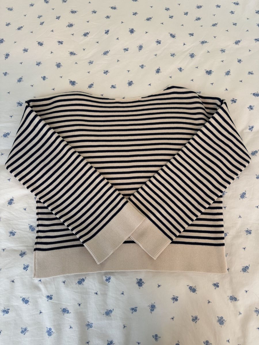 Sezane Maglioni & Felpe: Sèzane Daisy Jumper – Usato da Aarau Rohr venduto da ash_m7hq 1