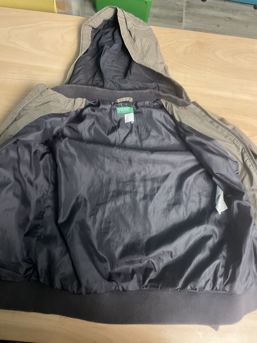 Benetton Giacche & Cappotti: Coole leichte Benetton Stoff Jacke Gr. 150 – Usato da Obergerlafingen venduto da cabo4 2