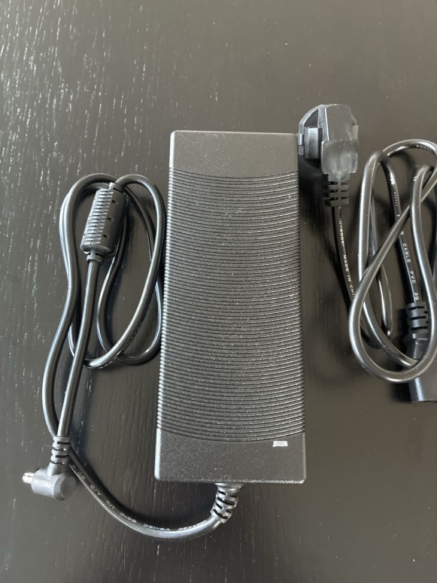 Unità & Adattatore: Netzteil AC/DC ADAPTOR MODEL:2410 24V 10A – Nuovo e nell'imballaggio originale da Luzern venduto da niccho 1