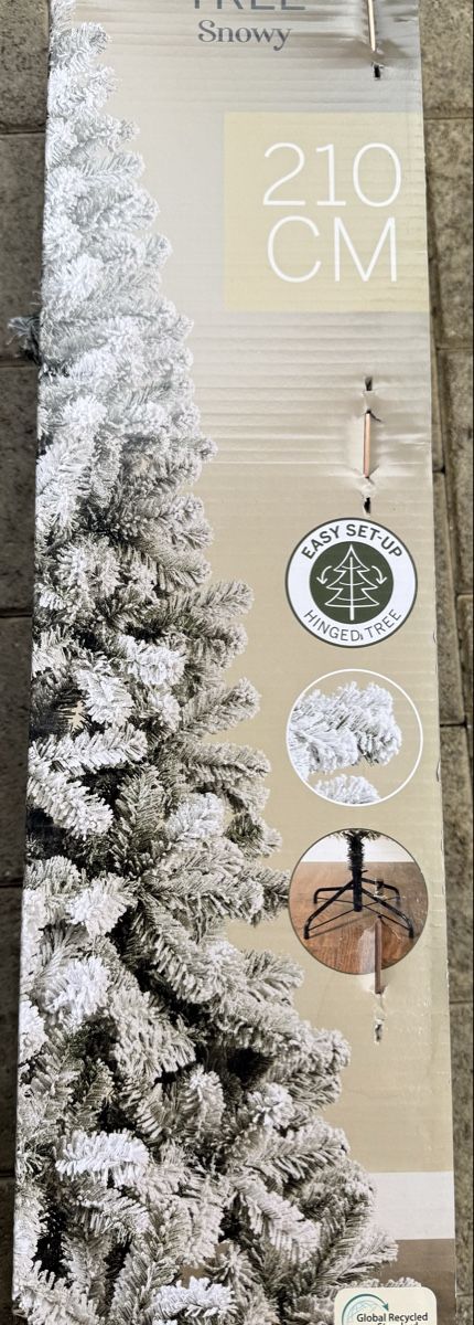 Alle Dekorationen: Weihnachtsbaum mit Schnee 210cm – Neu und originalverpackt aus Jonen von Investor2 1
