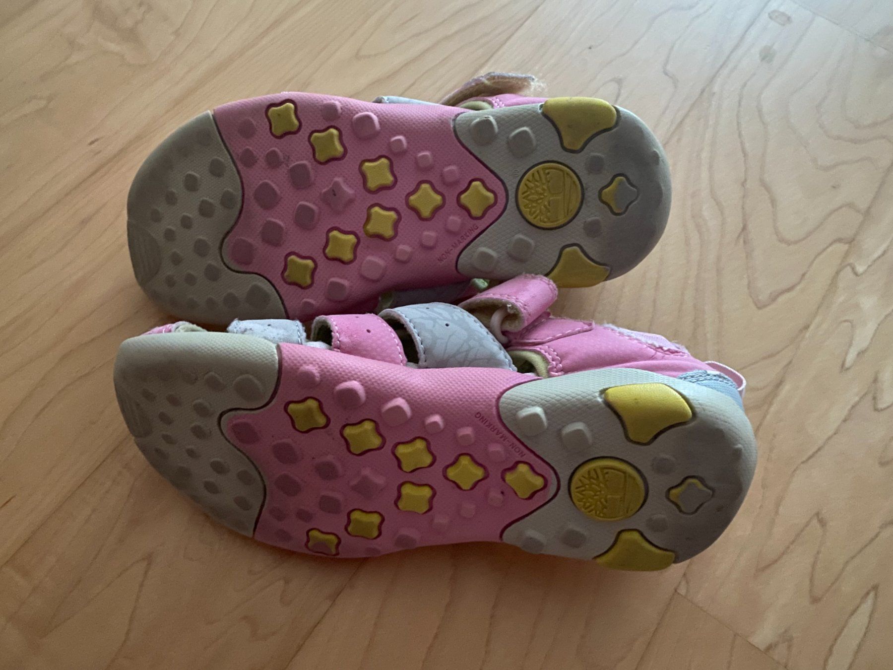 Timberland Scarpe per ragazze: Sandalen Timberland Gr. 31 rosa – Usato da Flawil venduto da savoypremium 1