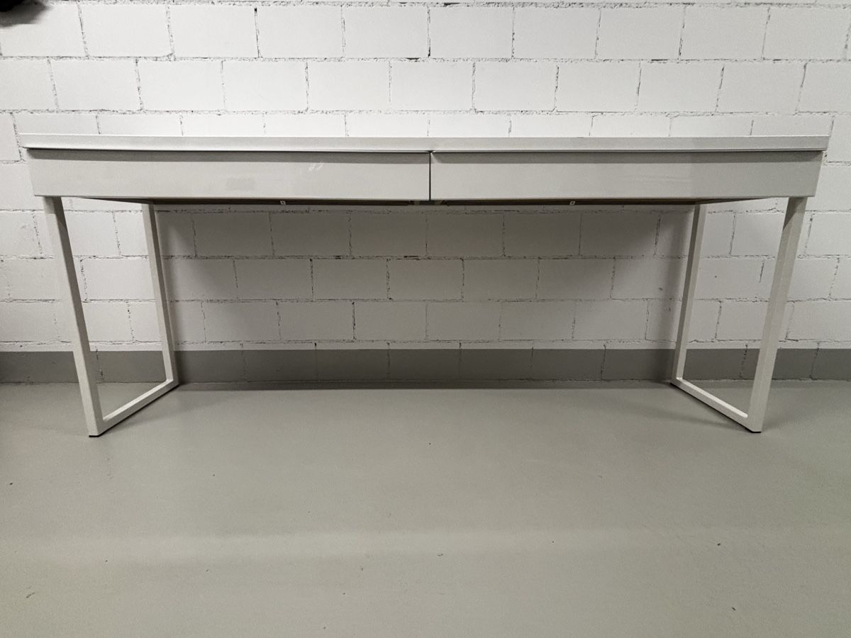 Scrivanie: IKEA Schreibtisch - top Zustand – Nuovo (secondo la descrizione) da Mammern venduto da SusanneJost