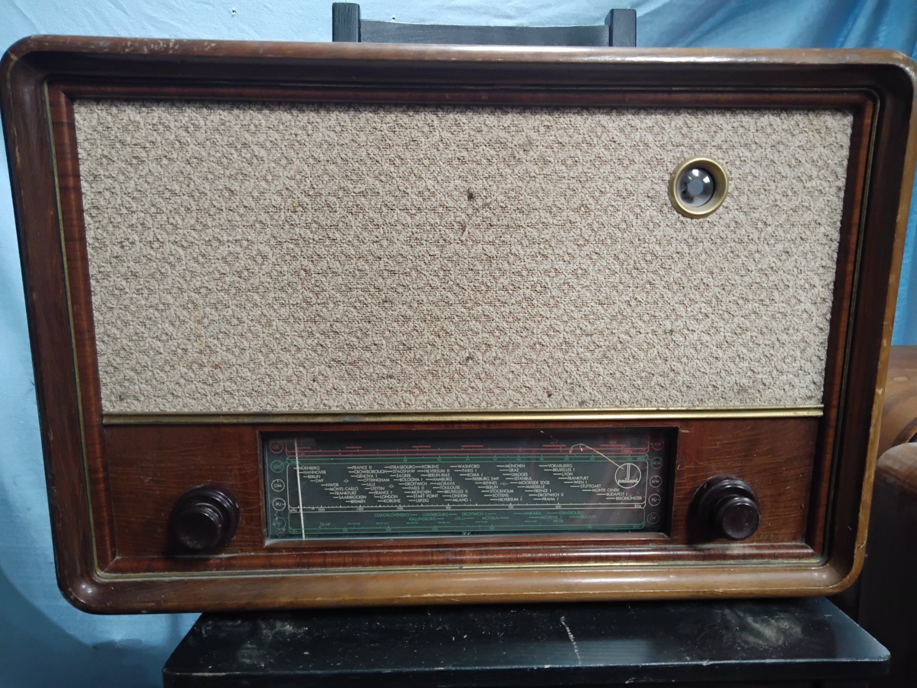 Radios: Paillard – Defekt aus Nuglar von lampa-radio