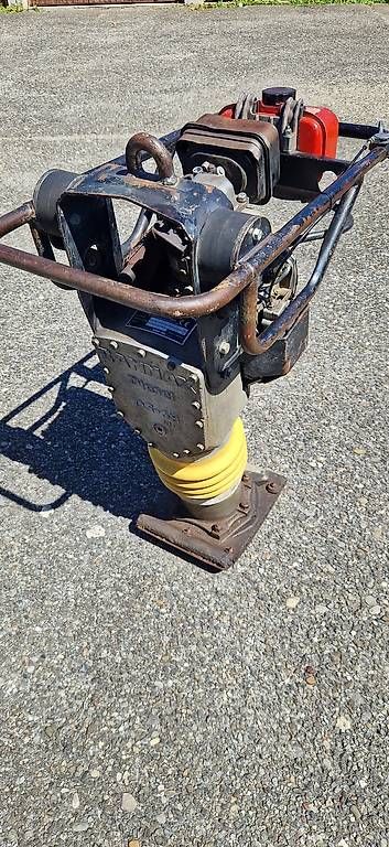 Rammax Tutte le macchine: Grabenstampfer RAMMAX DIESEL DS-68 – Usato da Romanshorn venduto da fag_gnd6